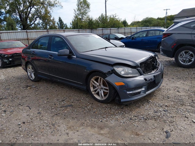 2013 MERCEDES-BENZ C 300 SPORT 4MATIC