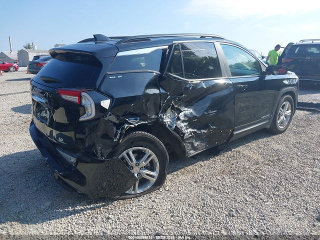2022 GMC TERRAIN FWD SLE 4