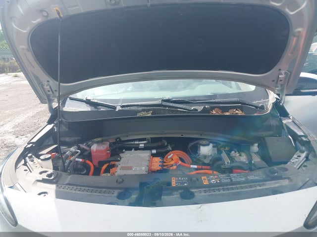 2022 CHEVROLET BOLT EUV FWD PREMIER 10