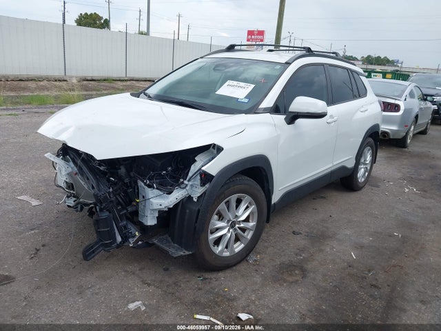 2023 TOYOTA COROLLA CROSS LE 2