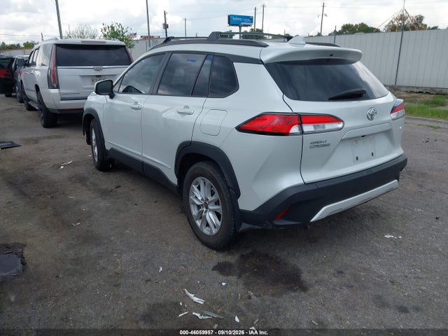 2023 TOYOTA COROLLA CROSS LE 3