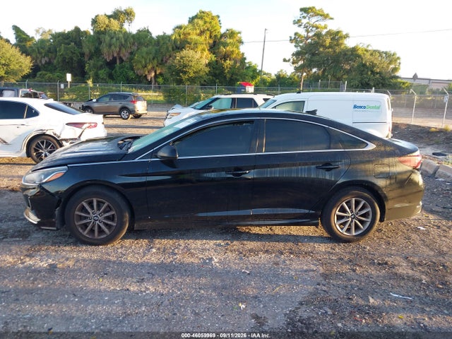 2018 HYUNDAI SONATA SE 14