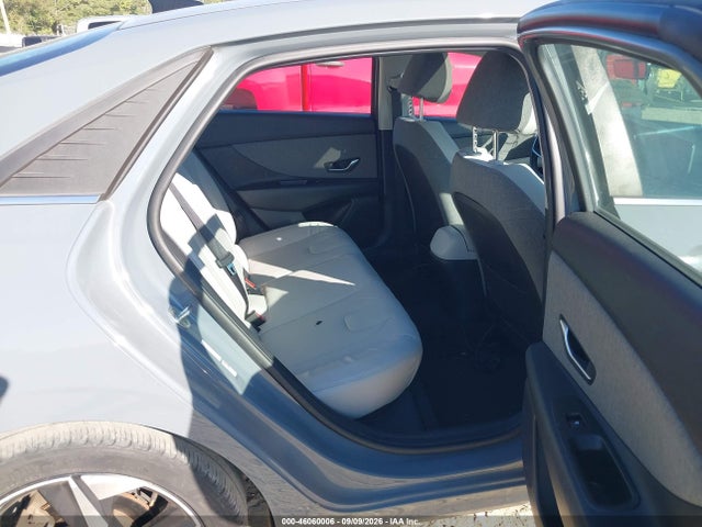 2021 HYUNDAI ELANTRA LIMITED 8