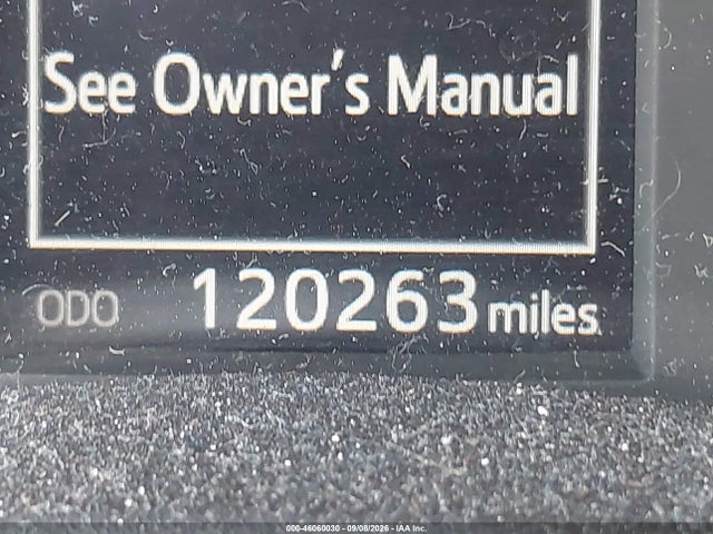 2018 TOYOTA COROLLA SE 16