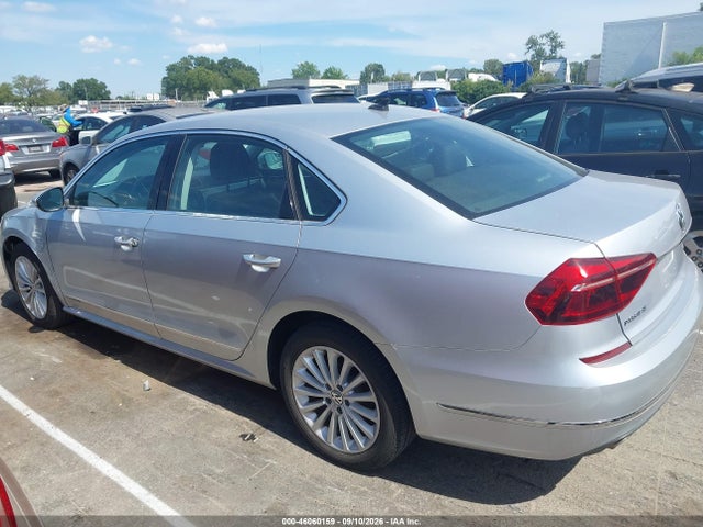 2017 VOLKSWAGEN PASSAT 1.8T SE 14