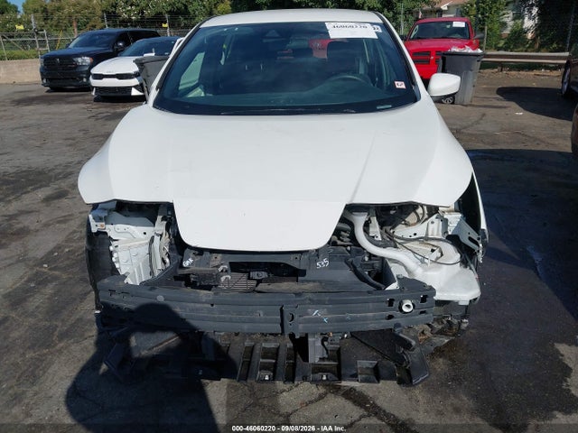 2022 NISSAN LEAF S 12