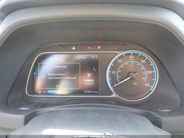 2022 NISSAN LEAF S 18