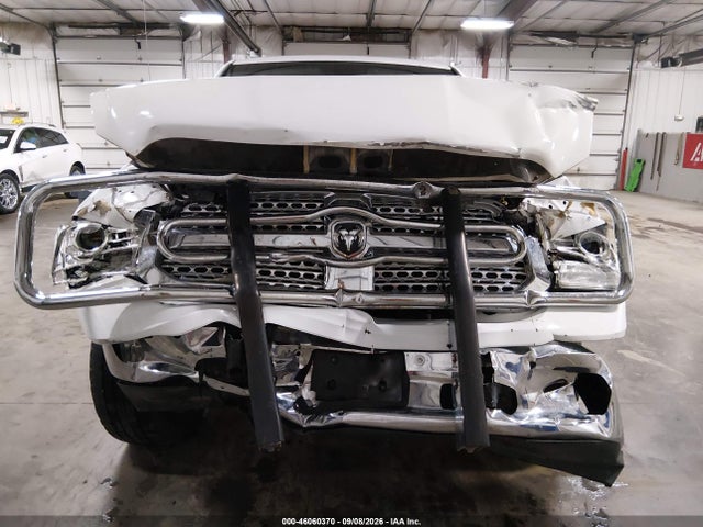 2017 RAM 1500 LARAMIE 4X4 5'7 BOX 12