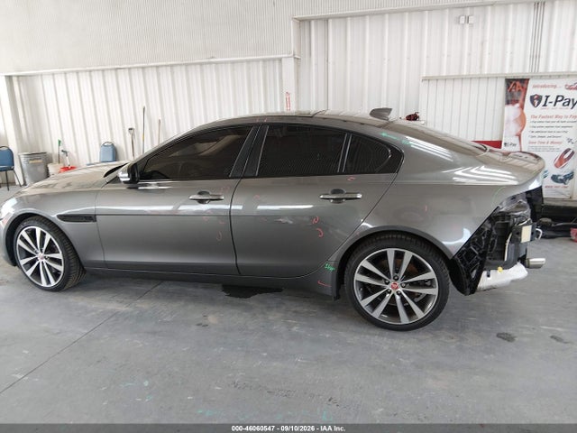 2017 JAGUAR XE 25T PRESTIGE 15