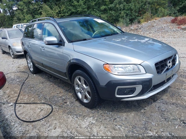 2008 VOLVO XC70 3.2