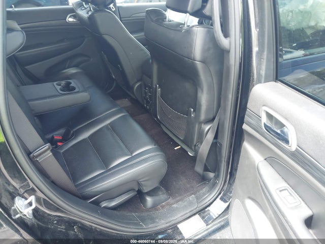 2019 JEEP GRAND CHEROKEE ALTITUDE 4X2 8