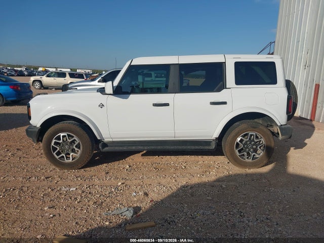 2026 FORD BRONCO OUTER BANKS 14