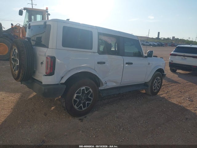 2026 FORD BRONCO OUTER BANKS 4
