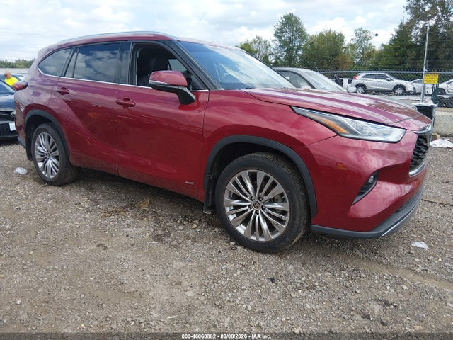2022 TOYOTA HIGHLANDER HYBRID PLATINUM