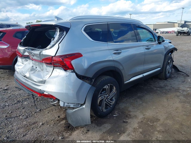 2022 HYUNDAI SANTA FE SEL 4