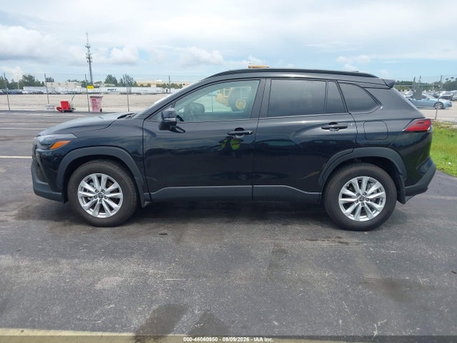 2026 TOYOTA COROLLA CROSS LE 15