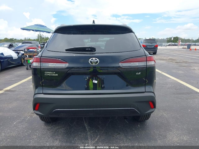 2026 TOYOTA COROLLA CROSS LE 17