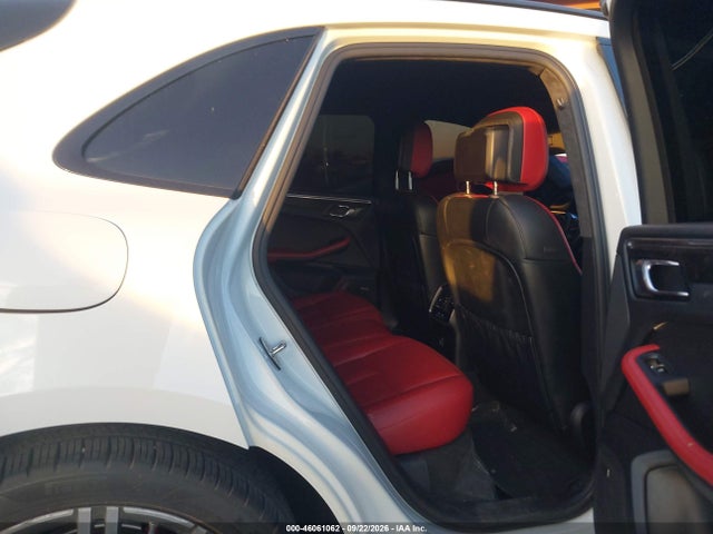 2018 PORSCHE MACAN GTS 8