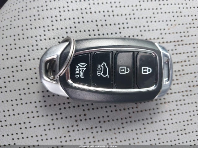 2021 HYUNDAI KONA LIMITED 11