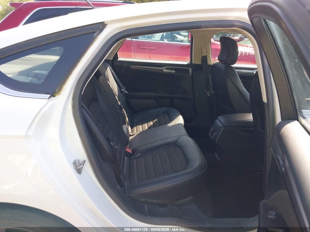 2017 FORD FUSION SE 8