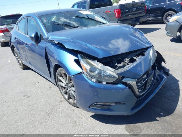 2018 MAZDA MAZDA3 TOURING