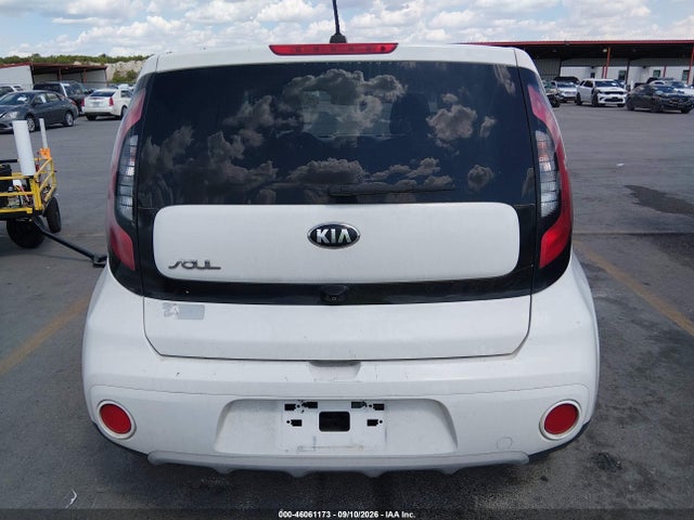 2019 KIA SOUL + 17