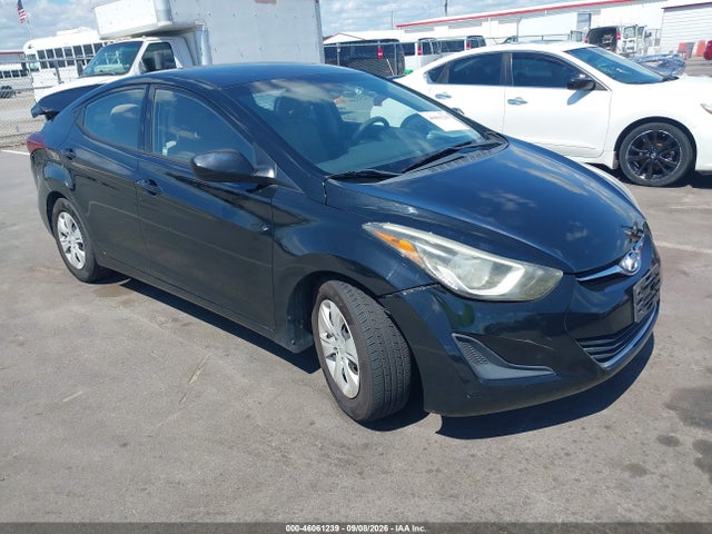 2016 HYUNDAI ELANTRA SE