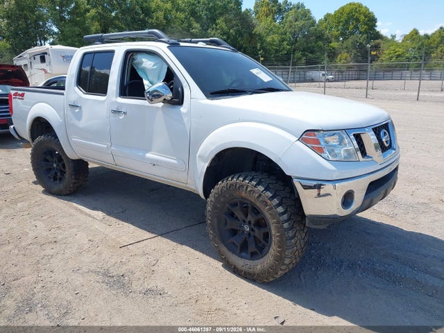 2012 NISSAN FRONTIER SL
