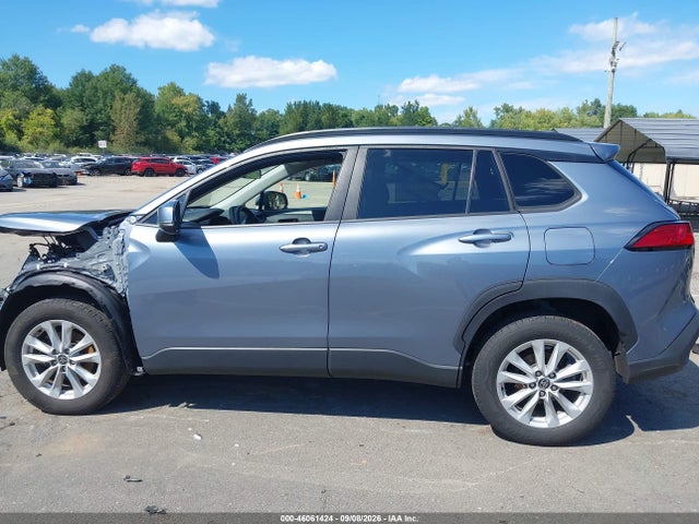 2022 TOYOTA COROLLA CROSS LE 15