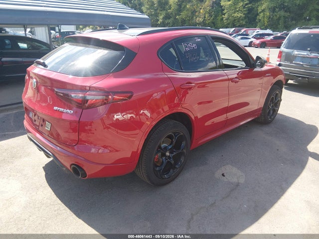 2022 ALFA ROMEO STELVIO VELOCE TI AWD 4