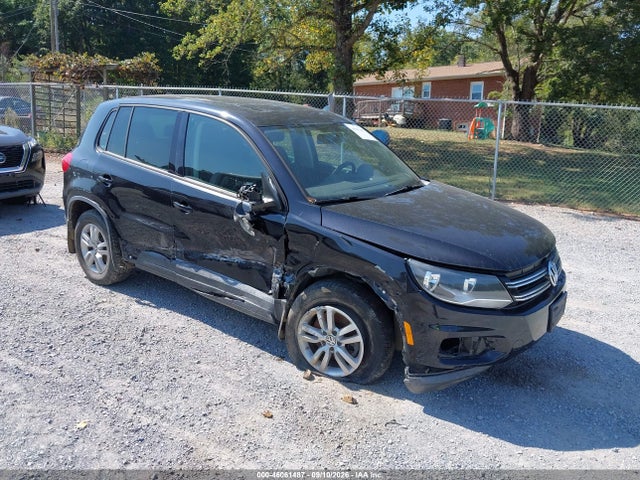 2013 VOLKSWAGEN TIGUAN S