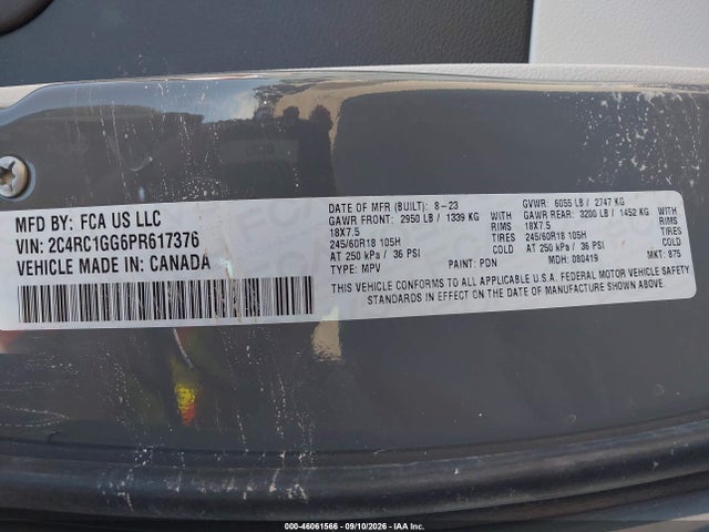 2023 CHRYSLER PACIFICA LIMITED 9