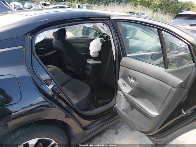 2022 NISSAN SENTRA SV XTRONIC CVT 8