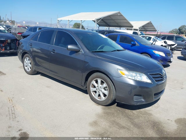 2011 TOYOTA CAMRY LE