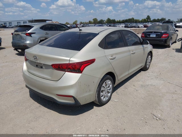 2019 HYUNDAI ACCENT SE 4