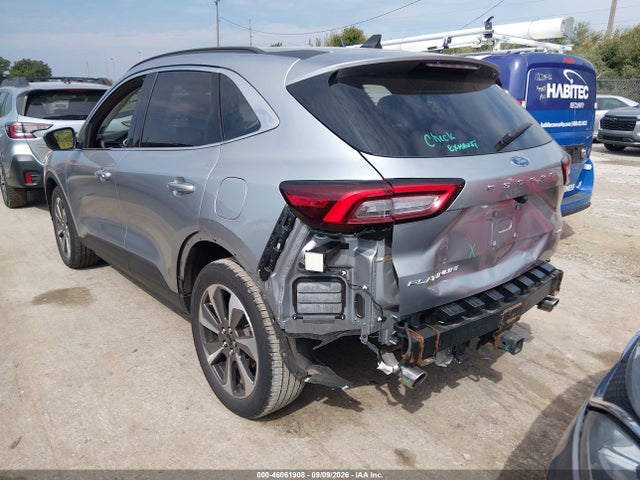 2023 FORD ESCAPE PLATINUM 3
