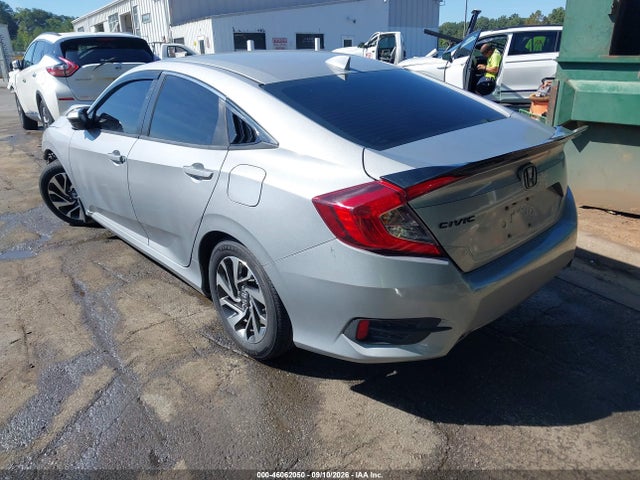 2018 HONDA CIVIC EX 3