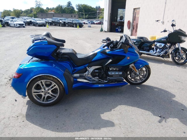 2022 HONDA GL1800 D 11