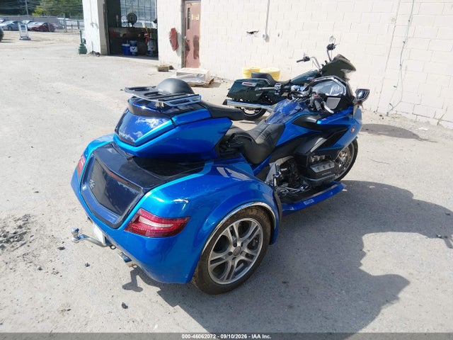 2022 HONDA GL1800 D 4