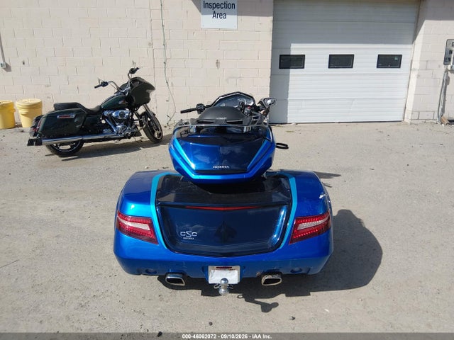 2022 HONDA GL1800 D 6