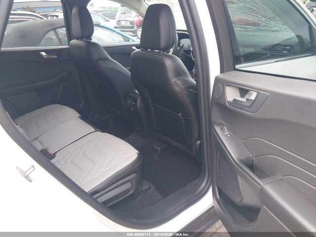 2023 FORD ESCAPE PLATINUM 8