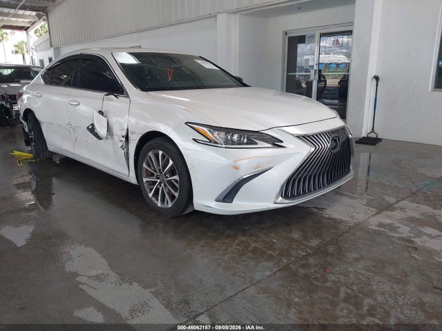 2022 LEXUS ES 