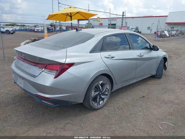 2023 HYUNDAI ELANTRA SEL 4