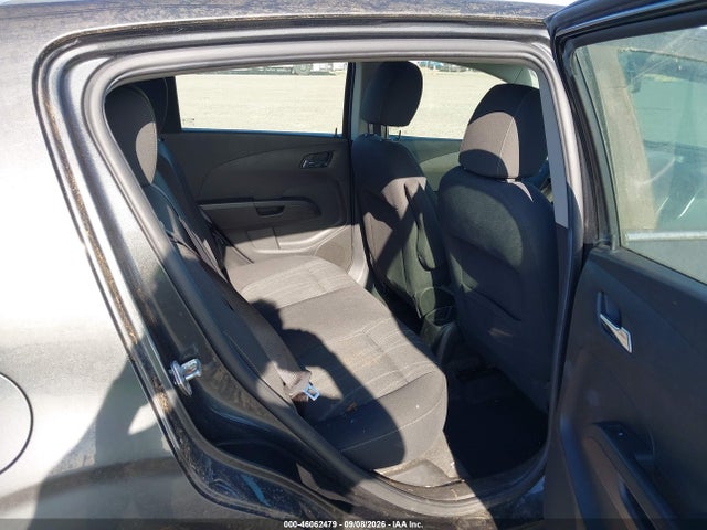 صورة 8 لـ 2016 Chevrolet SONIC LT AUTO