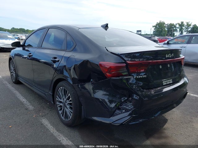 2023 KIA FORTE GT-LINE 3
