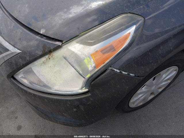 2015 Nissan VERSA 1.6 S 照片 12