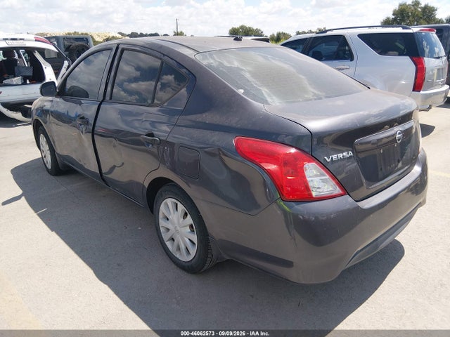 2015 Nissan VERSA 1.6 S 照片 3