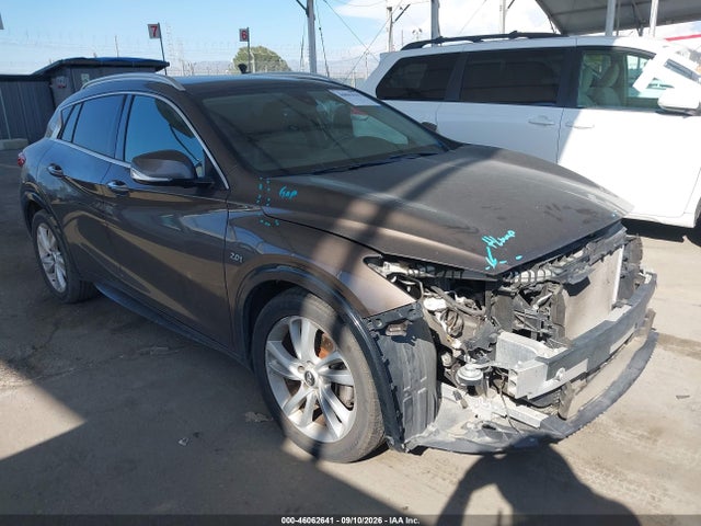 2018 INFINITI QX30 PREMIUM