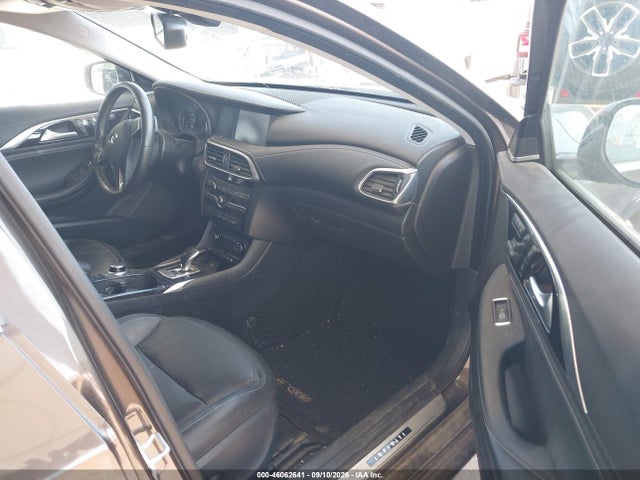 2018 INFINITI QX30 PREMIUM 5