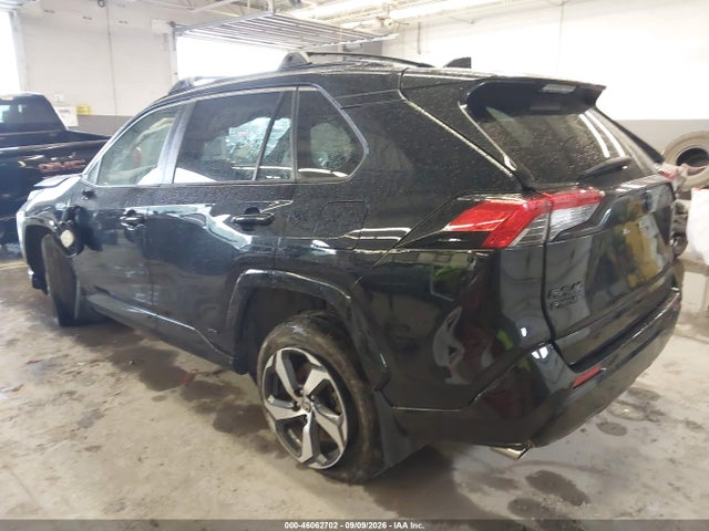 2022 TOYOTA RAV4 PRIME SE 3